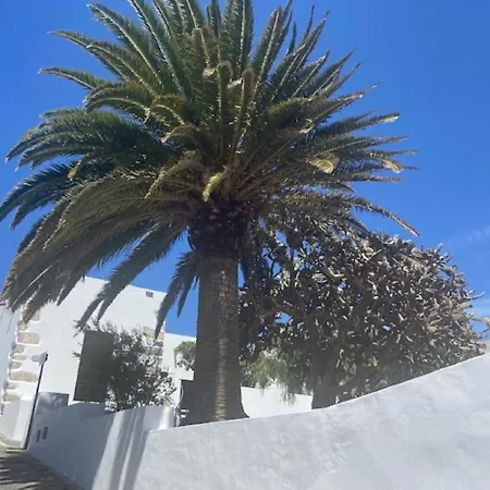 Casa Dona Carmen Betancuría